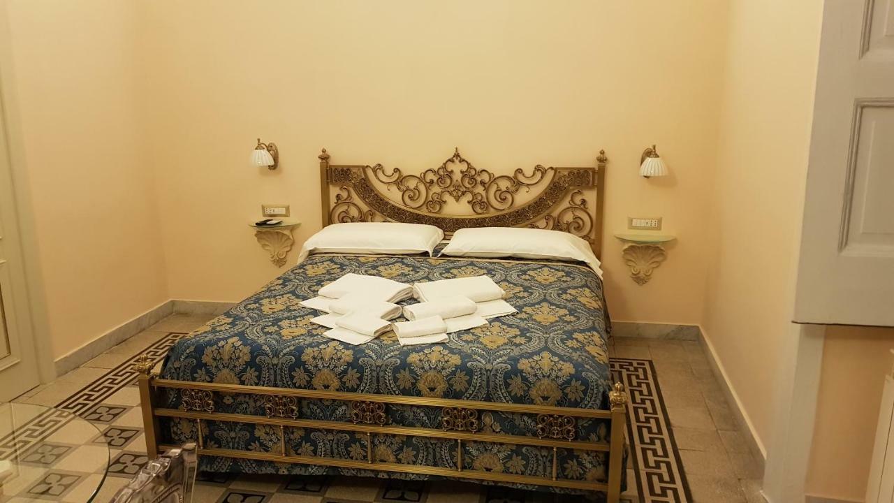 Residence San Mattia Naples Extérieur photo