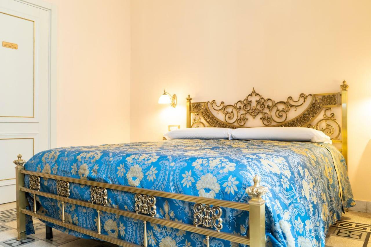 Residence San Mattia Naples Extérieur photo